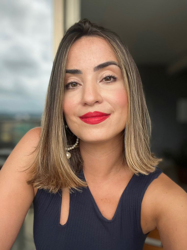 files/Cabelo_medio_corte_reto_1.jpg